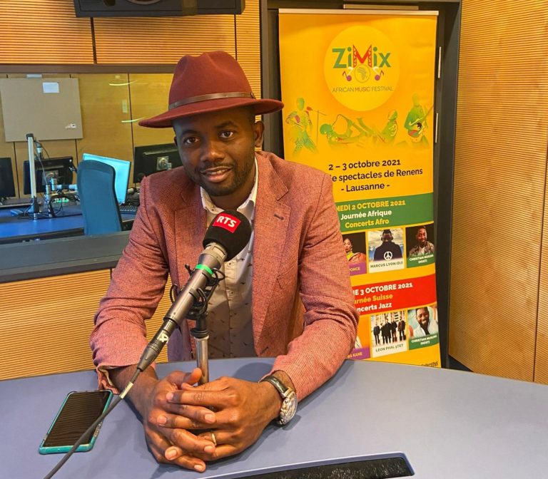 Mario MKC l’invité de Michel Ndeze à la radio Couleur 3 pour la promotion du ZIMIX FESTIVAL 2021